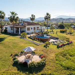 Casa De Los Suenos Coín