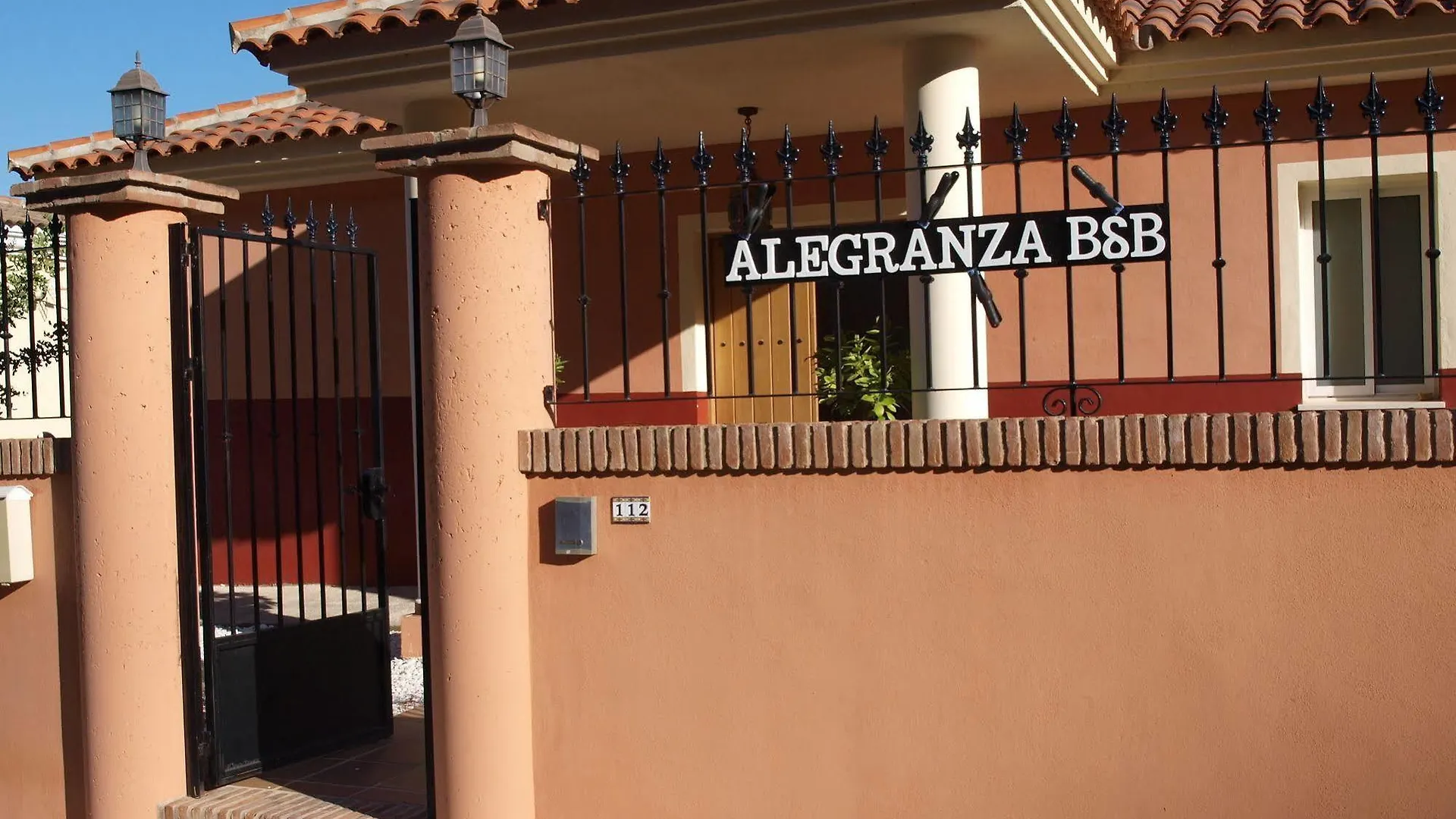 Alegranza Bed&Breakfast Bed & Breakfast